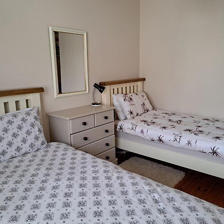 Bearstone House Appartement Loughrea Buitenkant foto