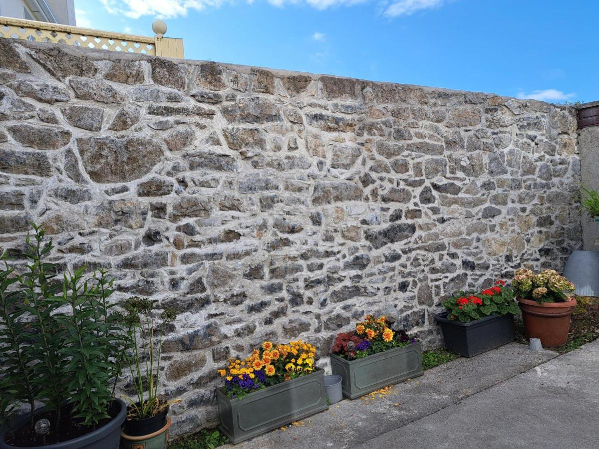 Bearstone House Appartement Loughrea Buitenkant foto