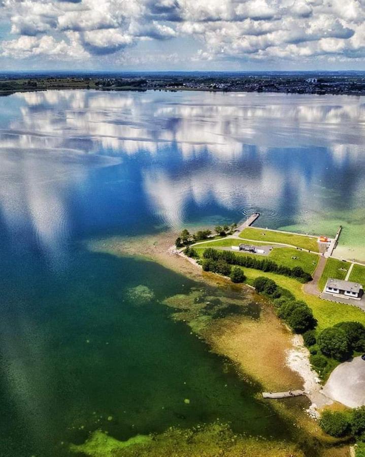 Bearstone House Appartement Loughrea Buitenkant foto