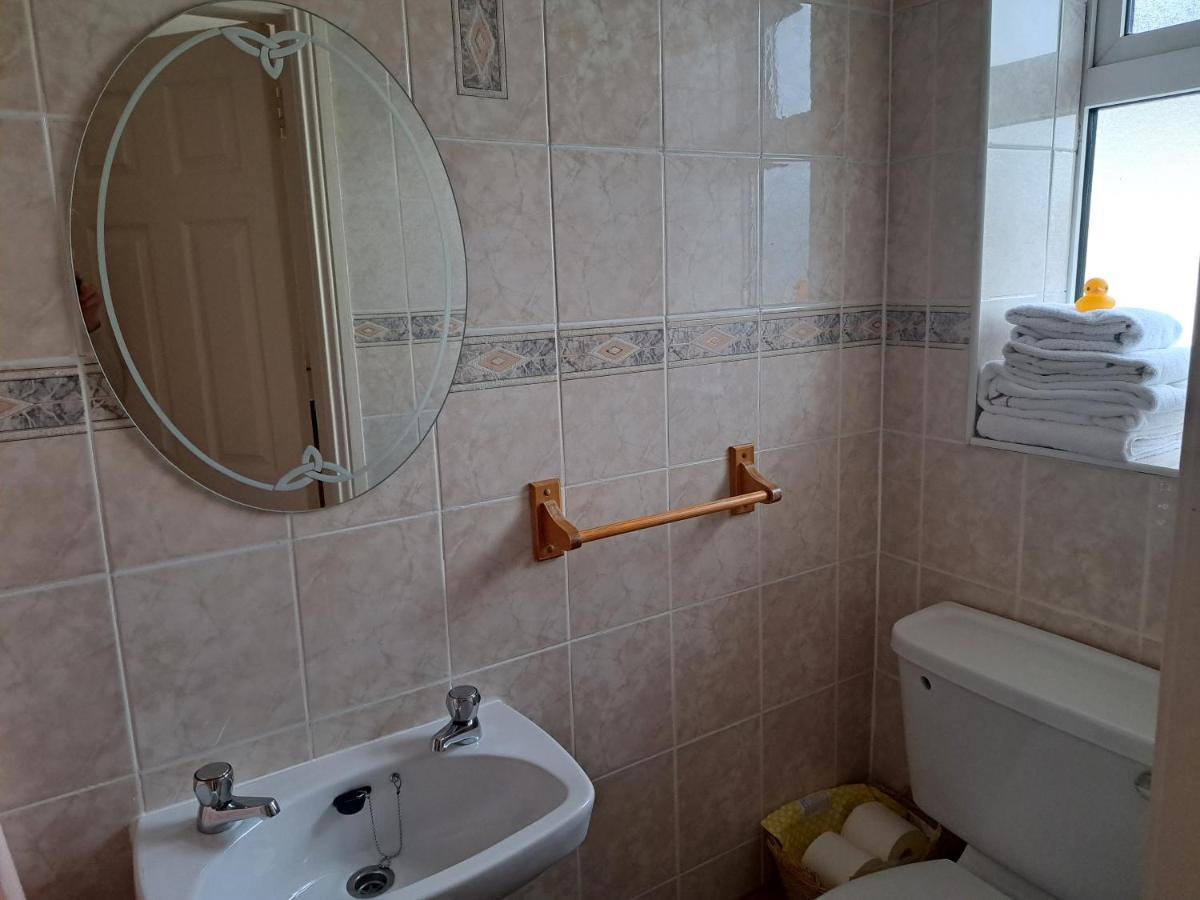 Bearstone House Appartement Loughrea Buitenkant foto