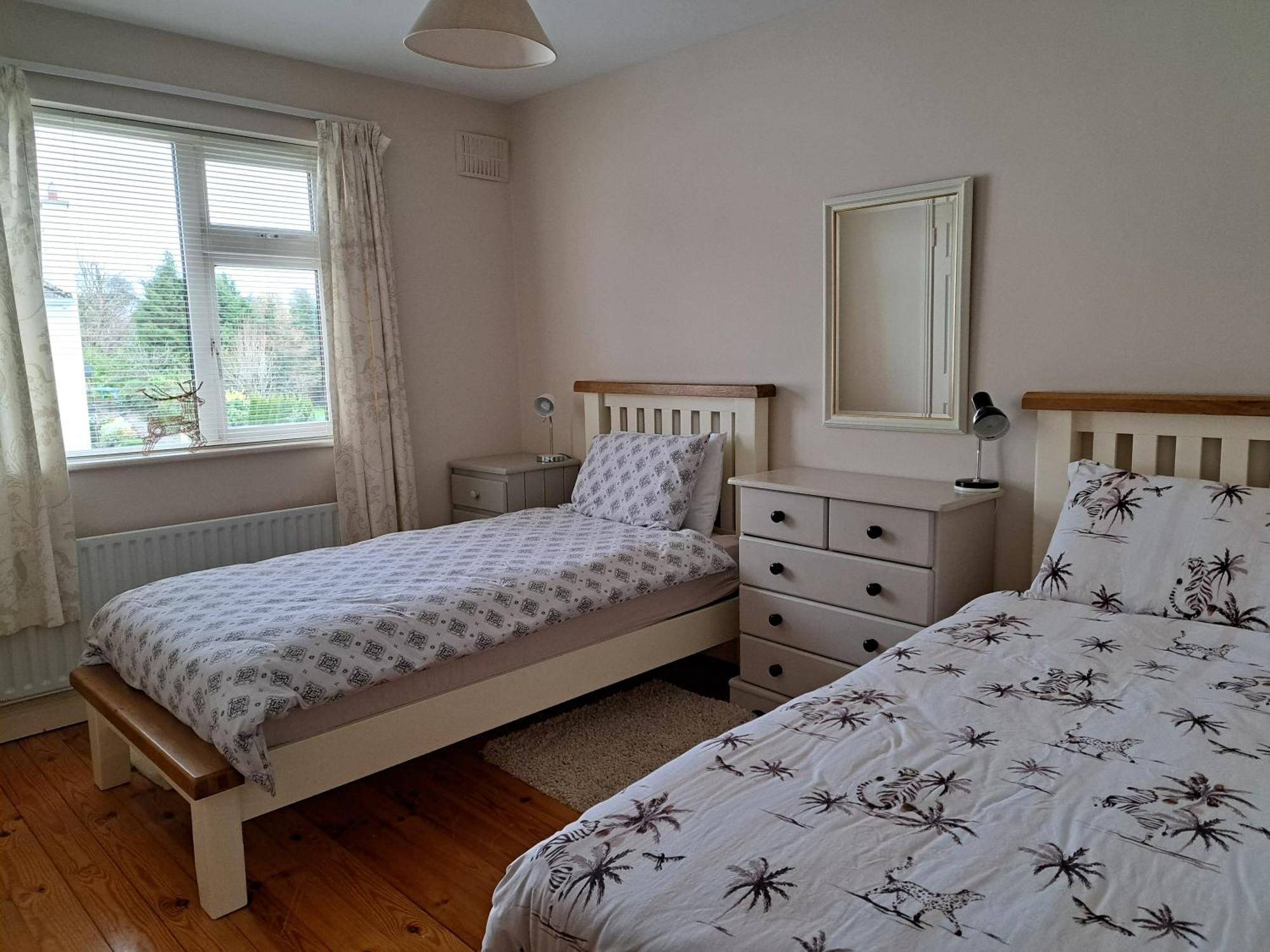 Bearstone House Appartement Loughrea Buitenkant foto